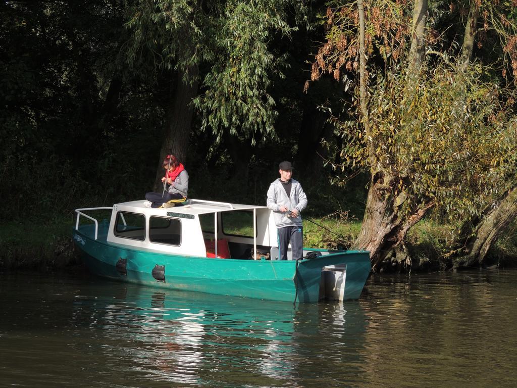 De Brabantse Biesbosch Hotel Werkendam Luaran gambar