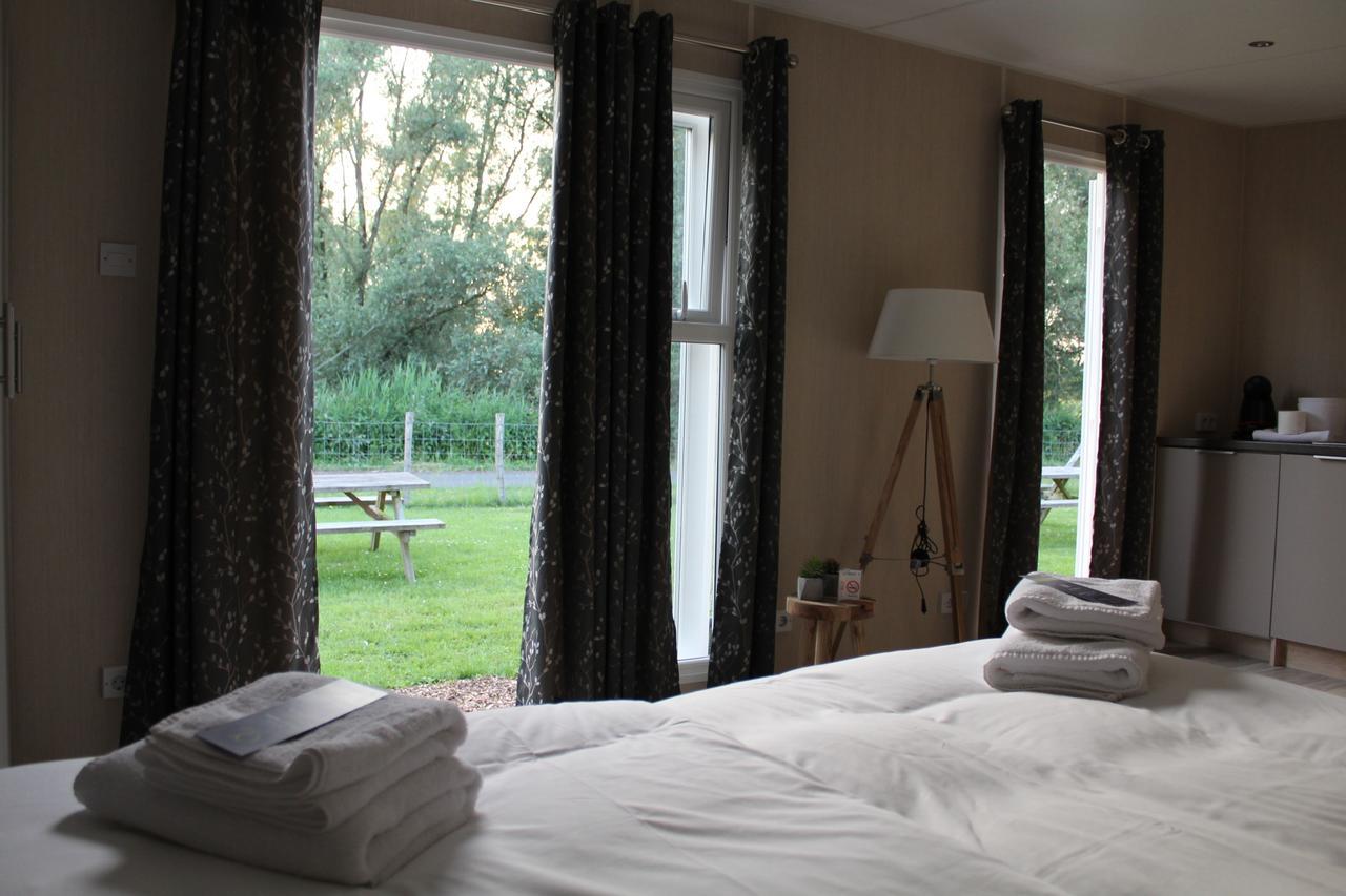 De Brabantse Biesbosch Hotel Werkendam Luaran gambar